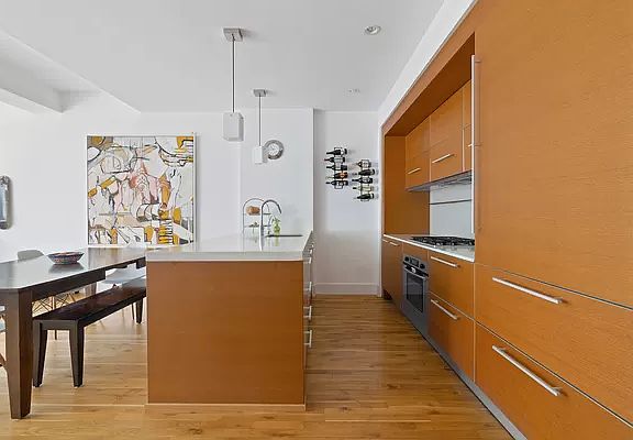 3rd image of 360 Furman St APT 1139