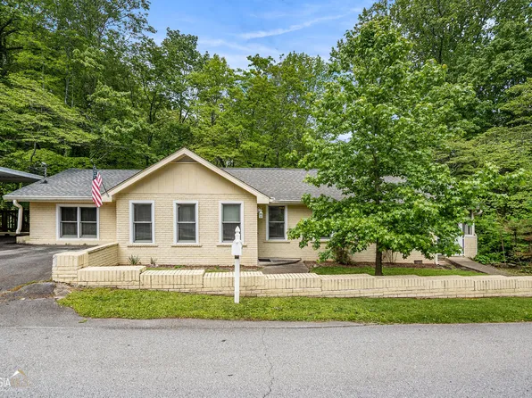 98 Pickett Hill St, Clayton, GA 30525