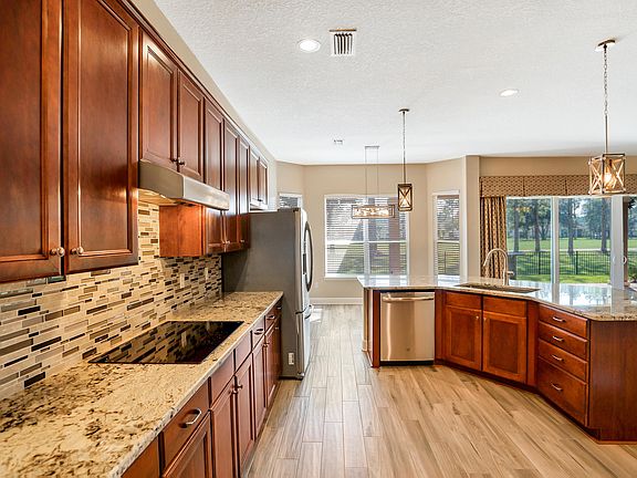 2nd image of 1091 Green Pine Cir