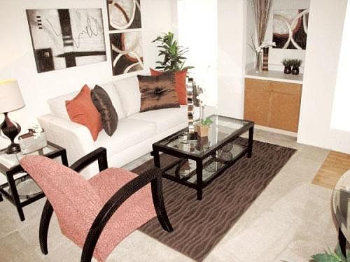 4th image of 300 N Vista Dr APT 296