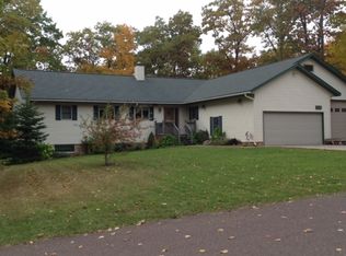 1918 Sherwood Dr, Houghton, MI 49931