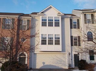 607 Village Green Blvd E, Mars, PA 16046