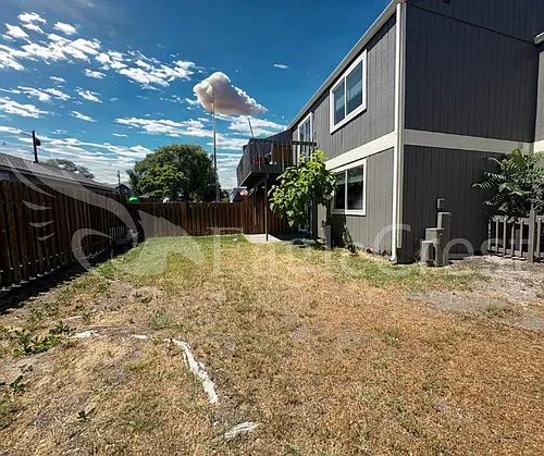 300 E Dogwood Ave Photo 1