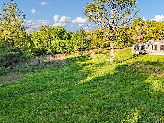 3rd image of 3724 Private Road 2217