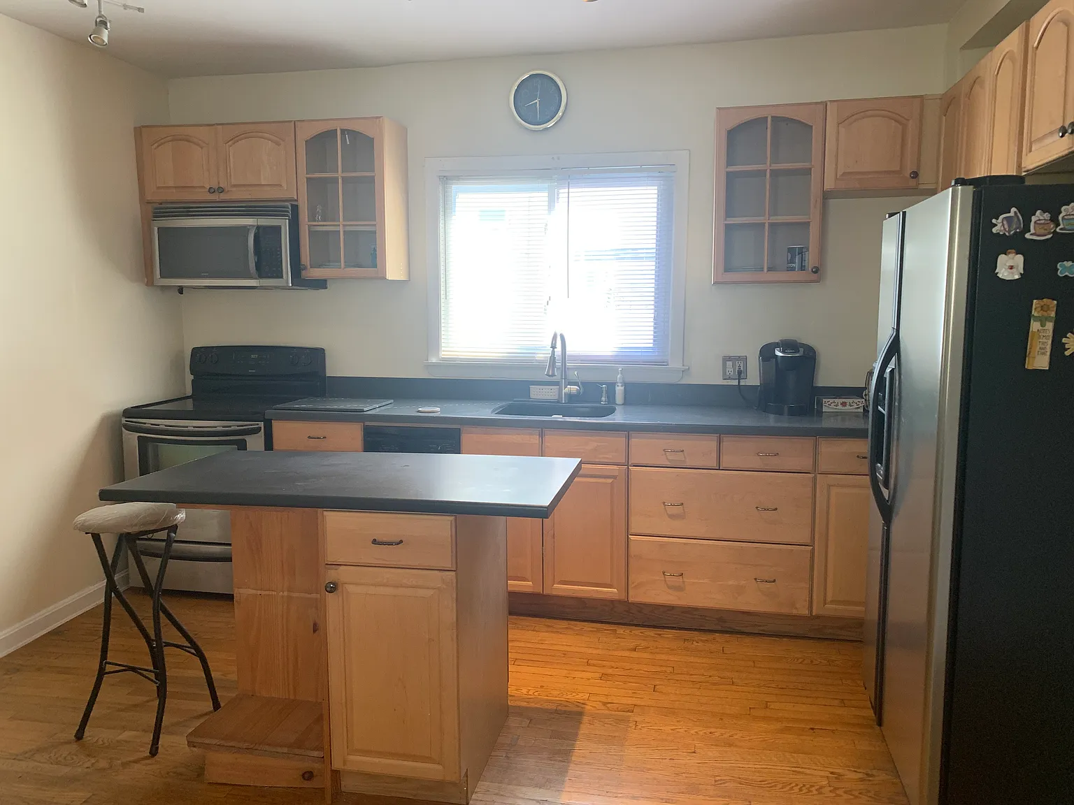 1 bed, 694 sqft, $2,600 — Photo 1