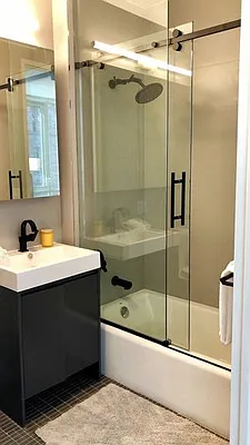 Rented by Kahen Properties | media 33