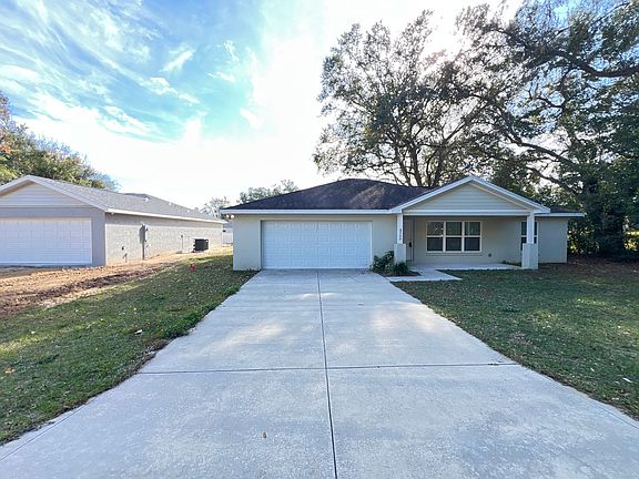 4th image of 8260 SE 158th St