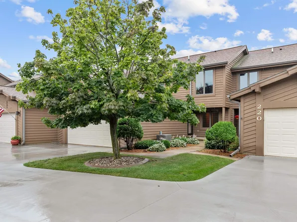 230 Harbor Point Ct, Winneconne, WI 54986