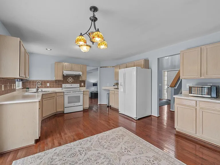 1696 Reserve Ct — Photo 7