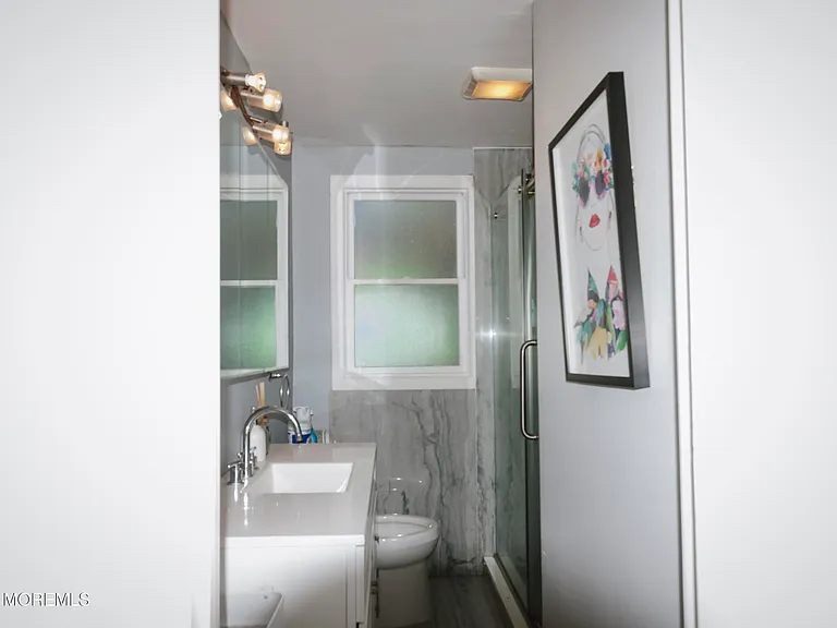295 Roosevelt Ave — Photo 10