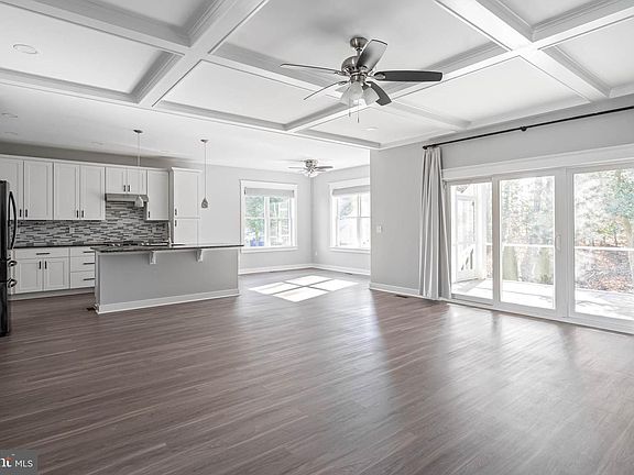 5th image of 29445 Turnberry Dr