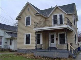 1049 Broadway Ave NW, Grand Rapids, MI 49504