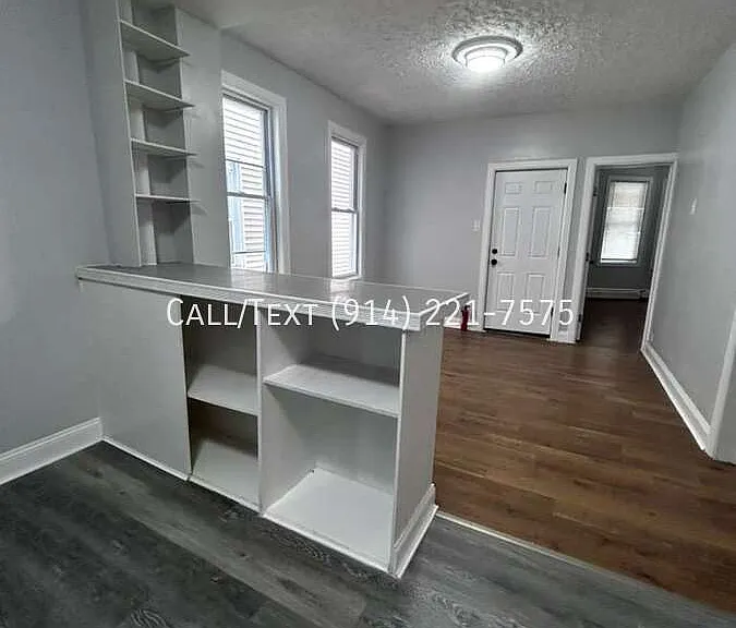 162 Linden St — Photo 8