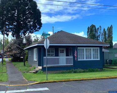 701 Pine St NE, Silverton, OR, 97381