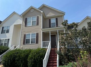 104 Piccadilly Ct, Clayton, NC 27520