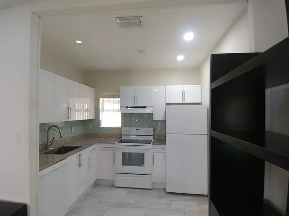 1954 Buchanan St, Hollywood, FL 33020