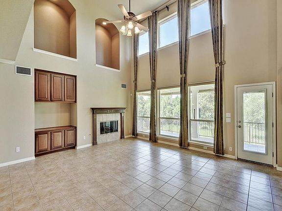 5th image of 10208 Medinah Greens Dr