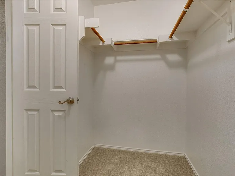 2108 Hayes St — Photo 25