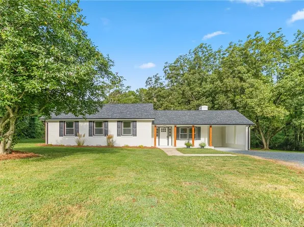1324 Springwood Church Rd, Gibsonville, NC 27249