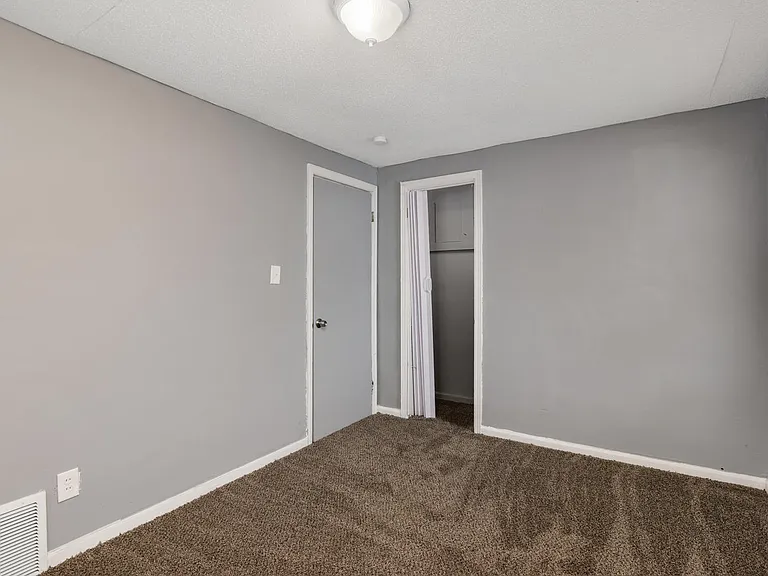 10434 Merlin St — Photo 6