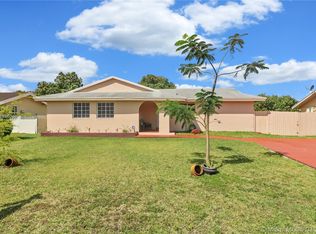 16884 SW 109th Ct, Miami, FL 33157