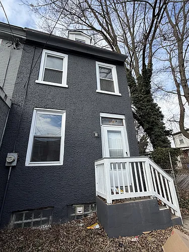 4148 Orchard St Photo 1