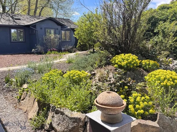 9200 River Rd, Bozeman, MT 59718