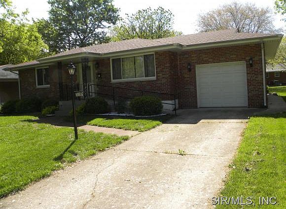 1st image of 3137 Davis Ave