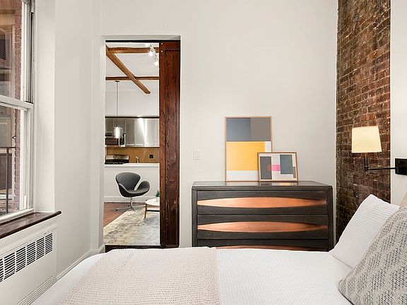 5th image of 242 W 4th St APT 2B