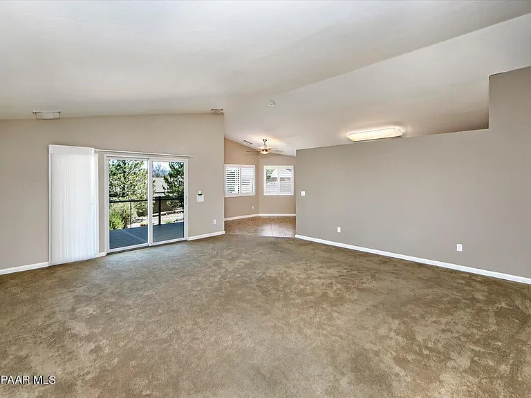 7184 E Pioneer Ln — Photo 3