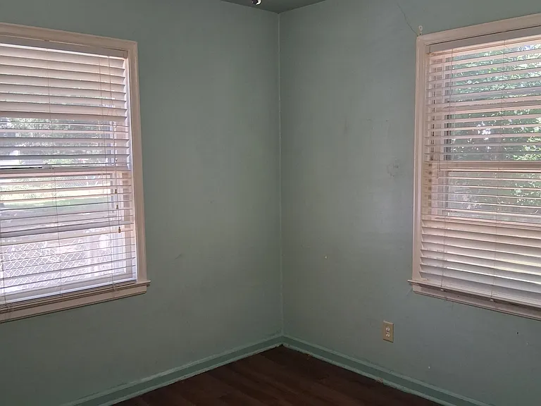 737 S Drury Ln — Photo 17