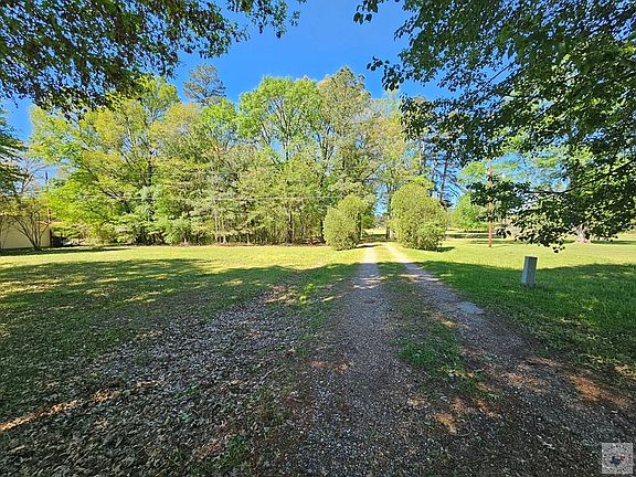 4th image of 2705 Buchanan Loop Rd