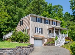 77 Woodstone Rd, Rockaway, NJ 07866