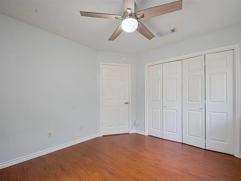 1103 Cheyenne Meadows Dr — Photo 31