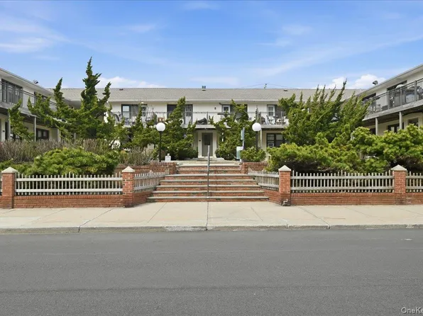 65 W Broadway #8B, Long Beach, NY 11561