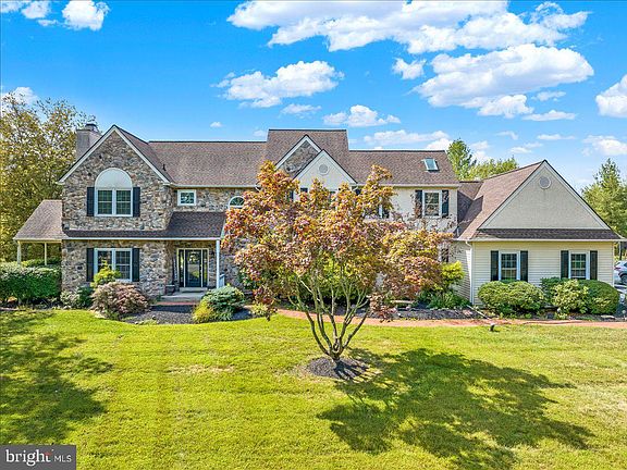 2nd image of 132 Barton Dr