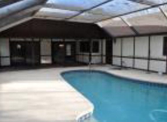 3rd image of 34 Wedgewood Ln