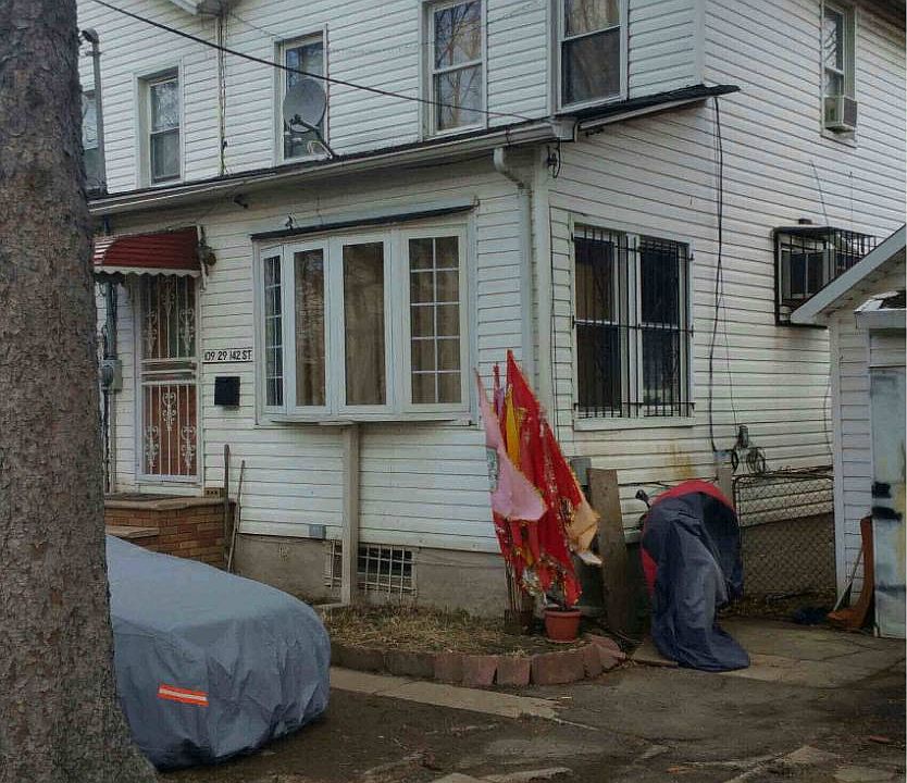 2nd image of 10929 142nd St