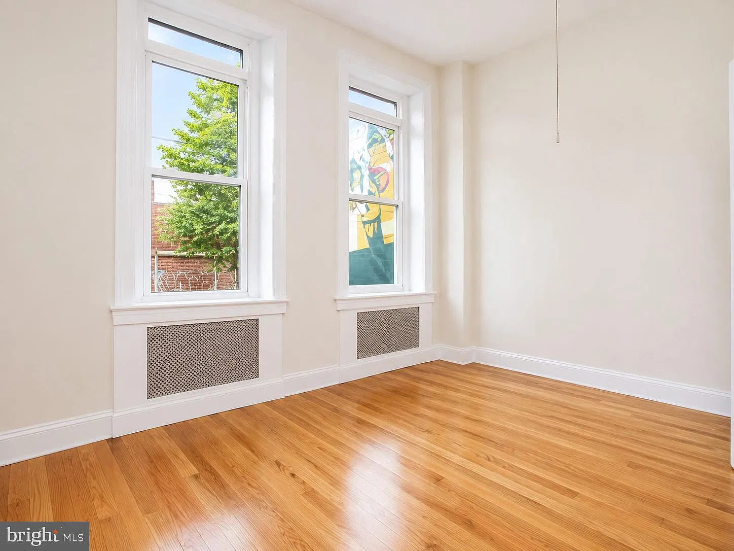 2 bed, 1.0 bath, 1003 sqft, $1,499 — Photo 3