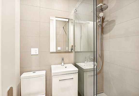 3rd image of 417 14th St #4171F