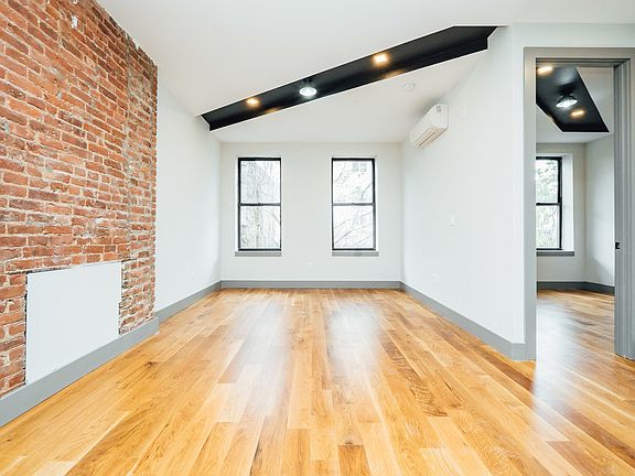 3rd image of 675 Grand St #2