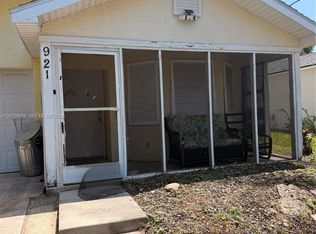 921 Redwood St, Daytona Beach, FL 32117