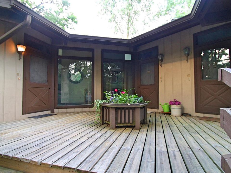 1st image of 950 Lakeview Dr #N1