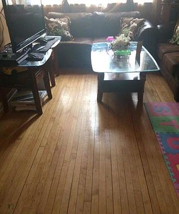 2nd image of 821 W 50th Pl