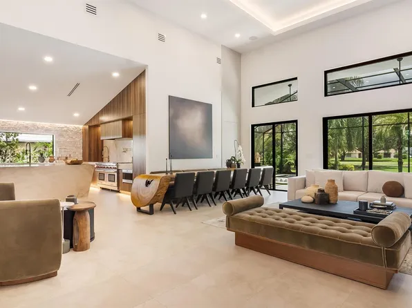10290 Silver Lake Dr, Boca Raton, FL 33428