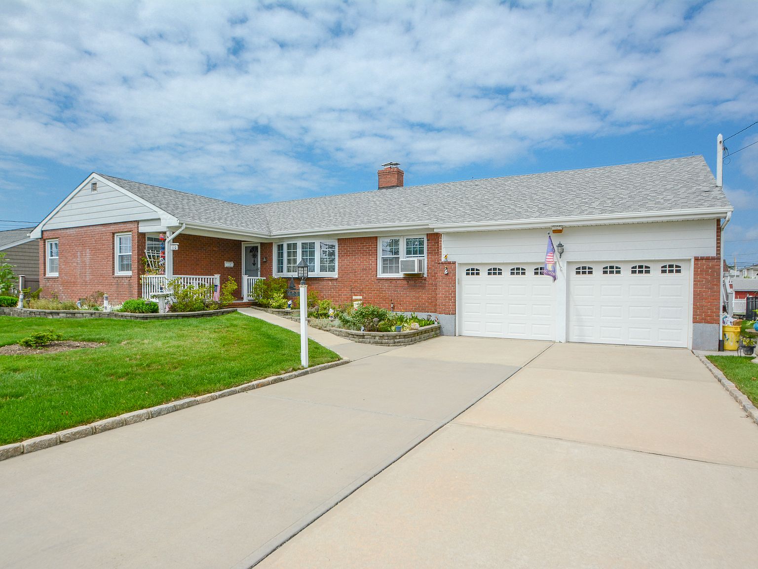 110 Beach Rd, Massapequa, NY 11758 Zillow