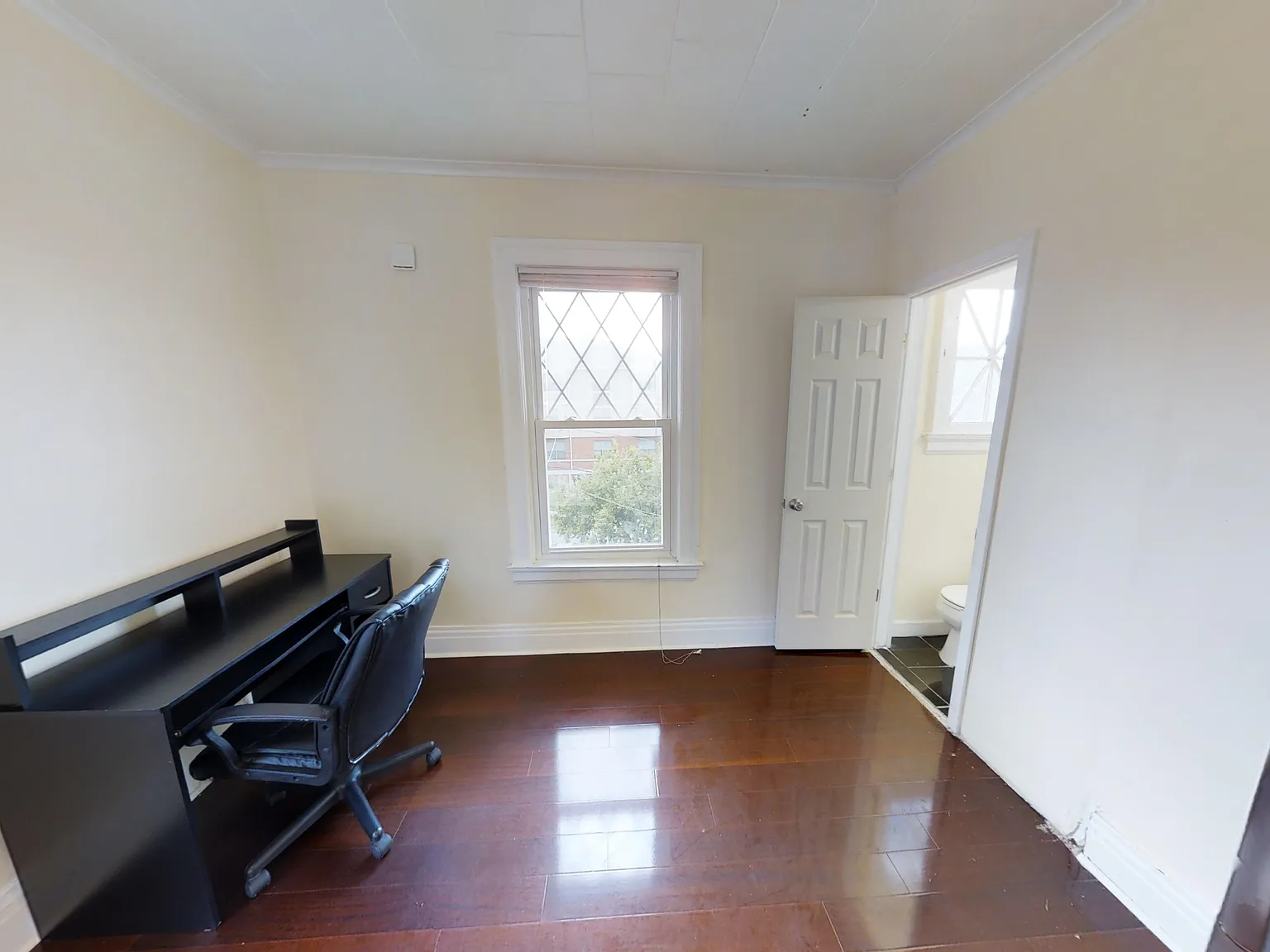 113 Comstock - 5 — Photo 3
