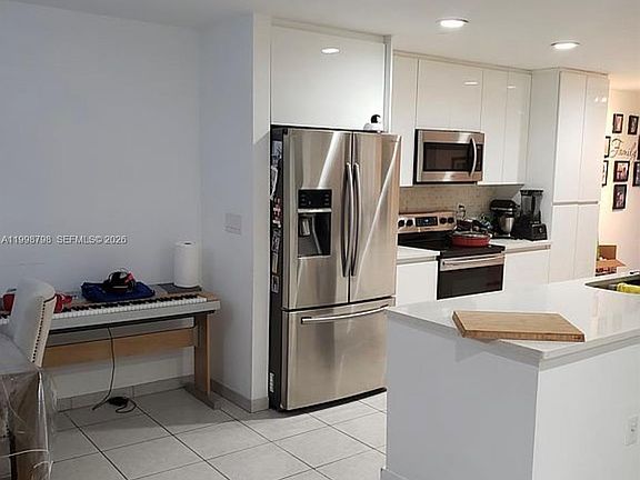 2nd image of 3301 Raleigh St #4A