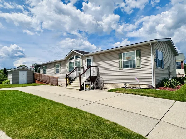 2821 Verona Dr #673, Northville, MI 48167