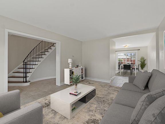 Virtually Furniture Stage Main Floor Living